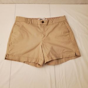 Old Navy Khaki Everyday Shorts Size 10 Inseam 5"